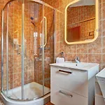 Adriana Apartamento *
